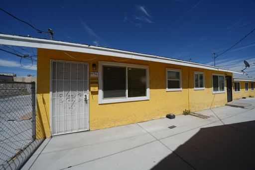 SHOWINGS AVAILABLE NOW – photo 1