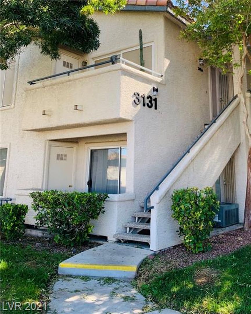 Las Vegas House: 3131 Key Largo Dr #203 - Bldg 87