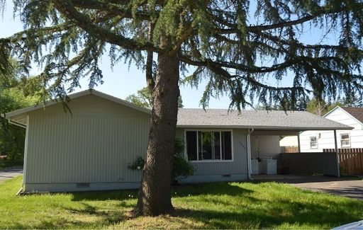 13400 SW Berthold Street ~ COMING SOON! Easy Ranch-Style Living – photo 1