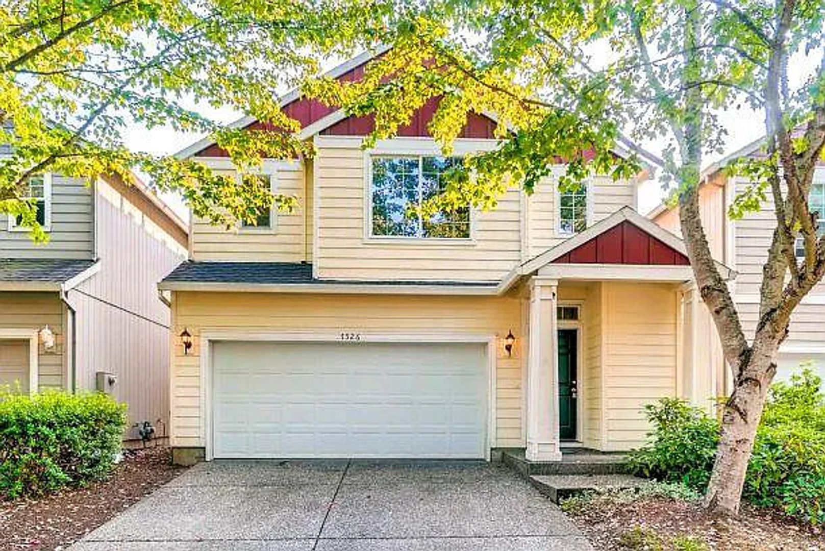 Hillsboro House: 7526 NE Catherine Court