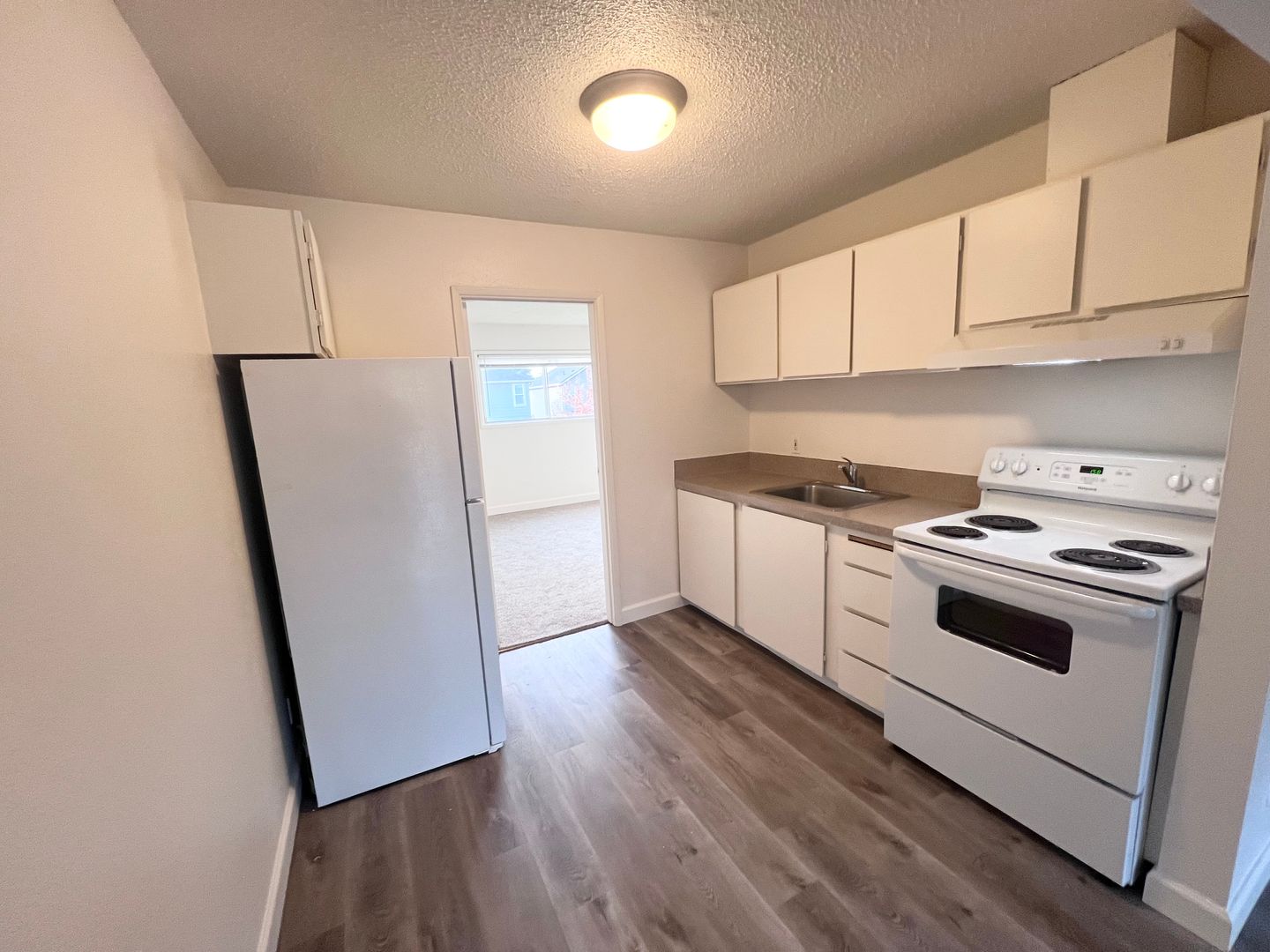 Milwaukie Apartment: 2946 SE Harrison St.