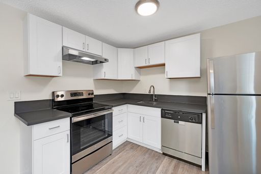 Large 2 bedroom 1 bathroom located in Tigard – photo 1