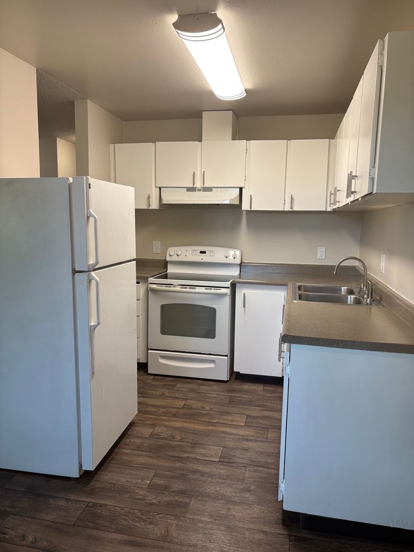 Beaverton Apartment: 17700 SW Shaw St.