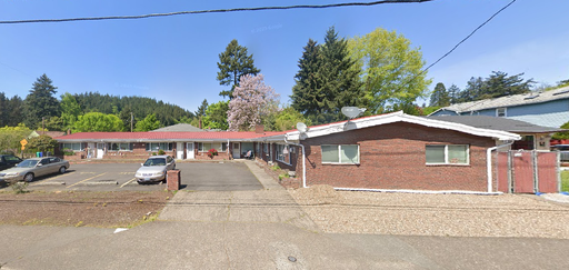 7215 SE Division Street ~ Move-In Special 1/2 Off First Month's Rent!! Cozy Home in South Tabor – photo 1