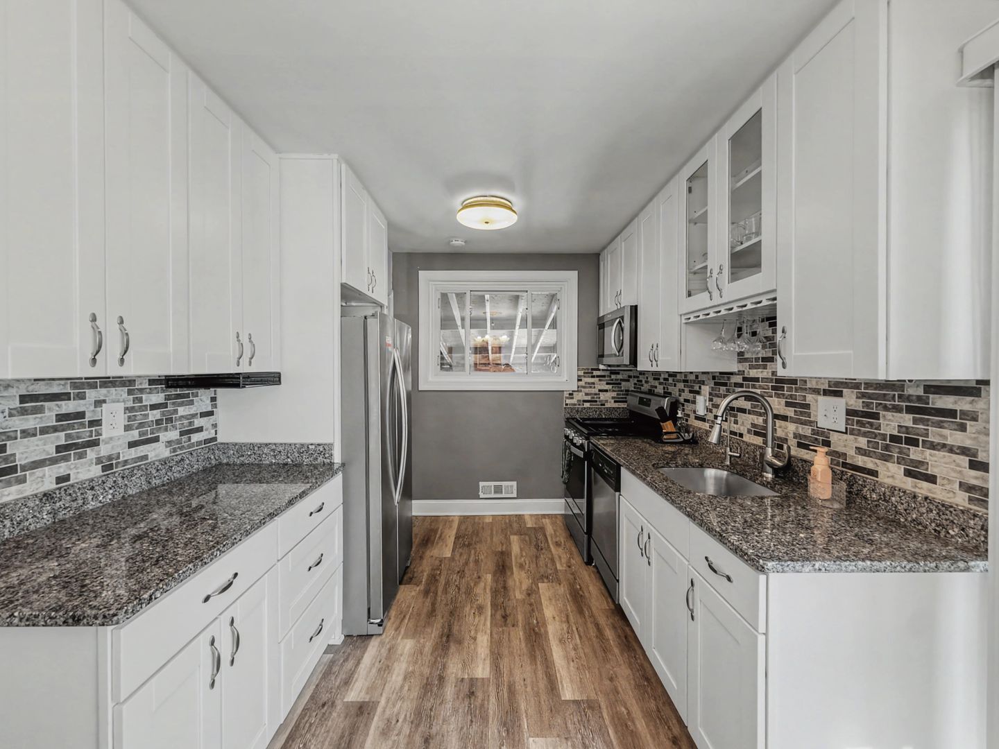 Silver Spring House: 12121 Livingston St