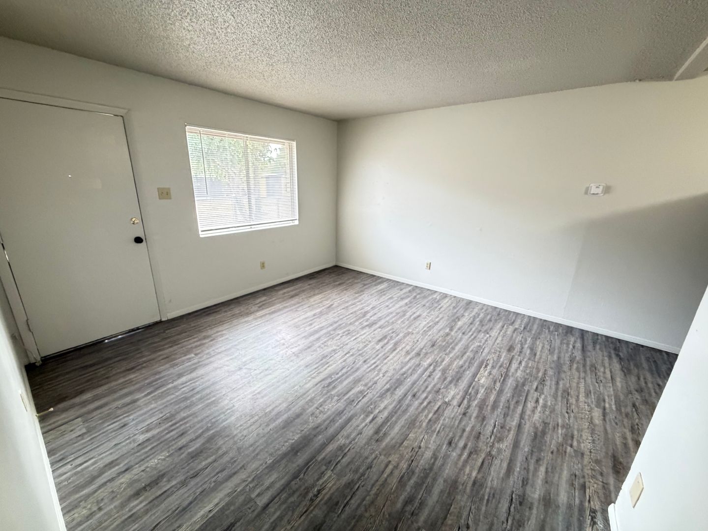 Albuquerque Apartment: 3211 Morris Street NE