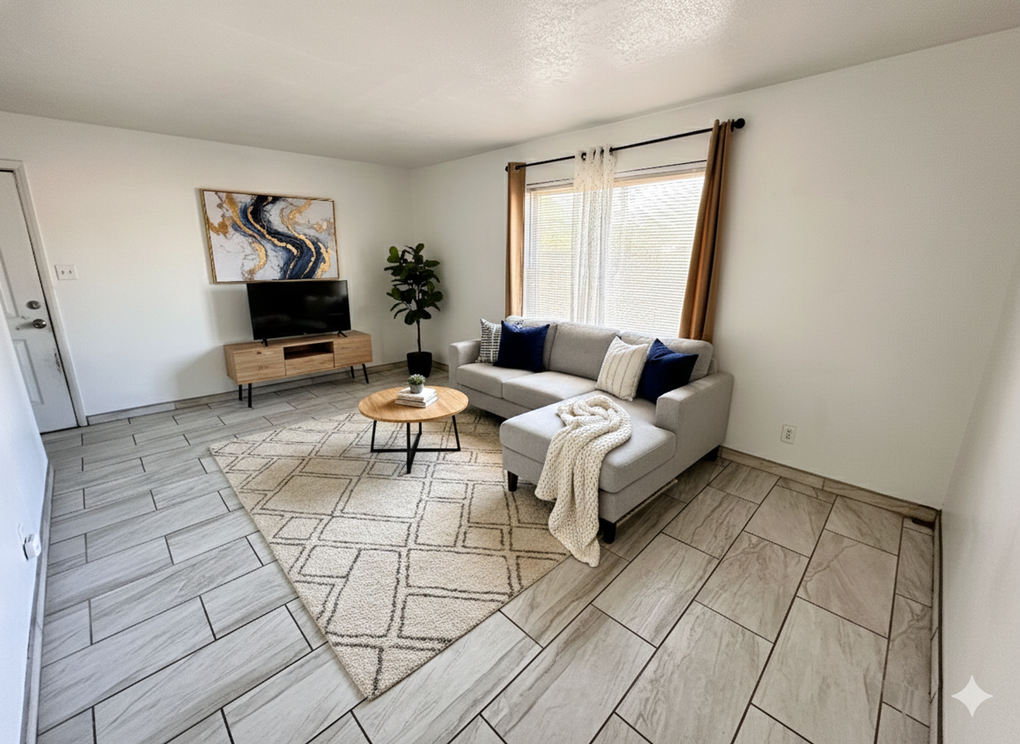 Albuquerque Apartment: 500 Charleston St SE