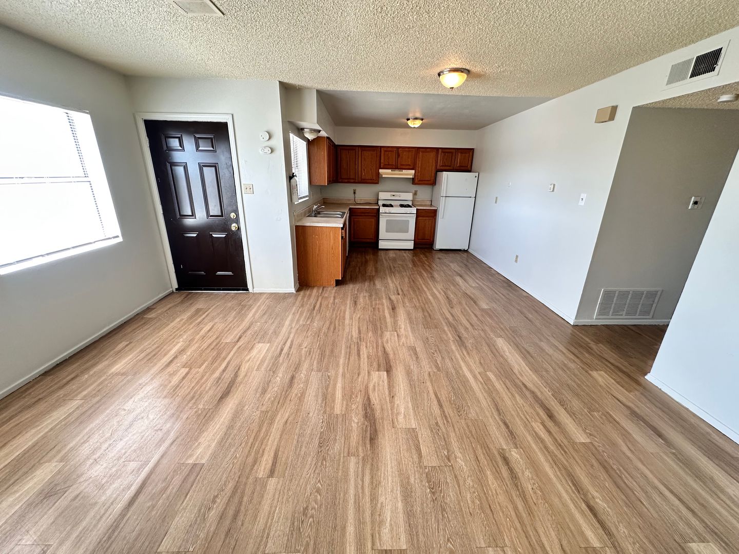 Albuquerque Apartment: 3417 Aztec Road NE