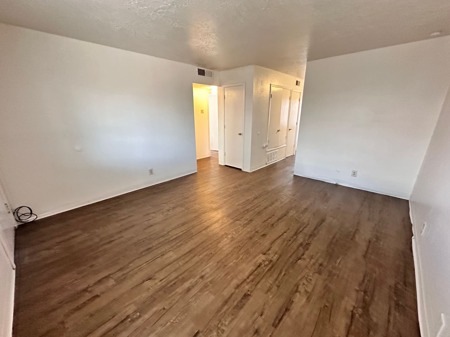 Albuquerque Apartment: 3618 Lafayette Drive Ne