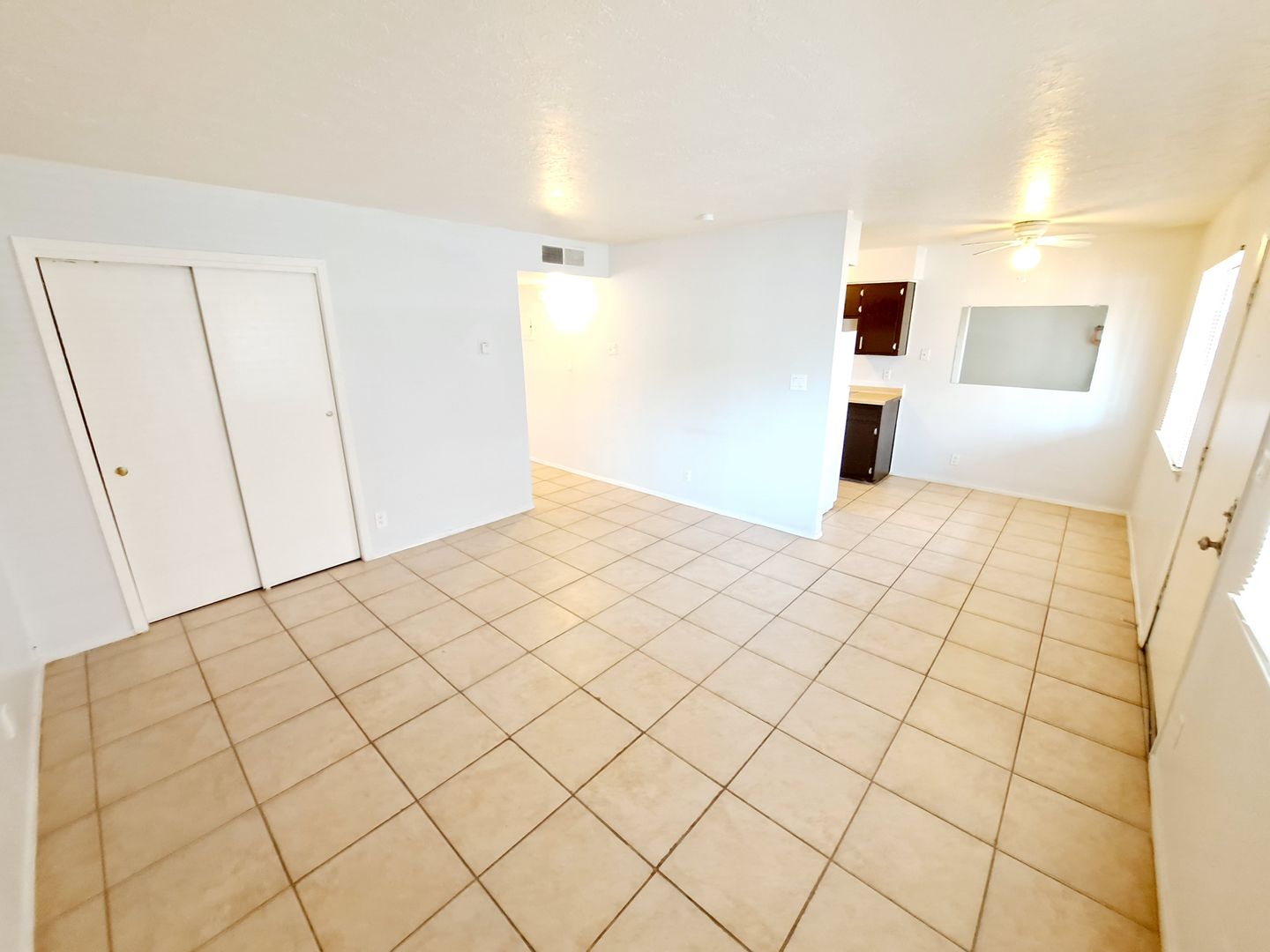 Albuquerque Apartment: 131 Tennessee St Se
