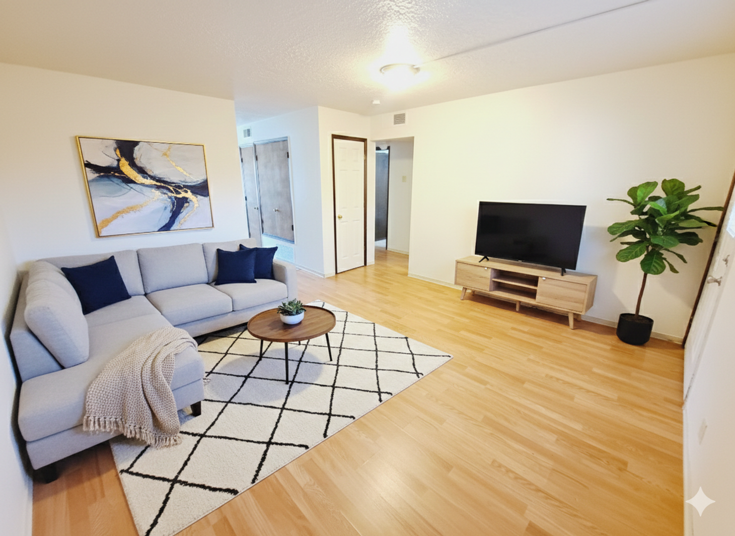 Albuquerque Apartment: 3618 Lafayette Drive Ne