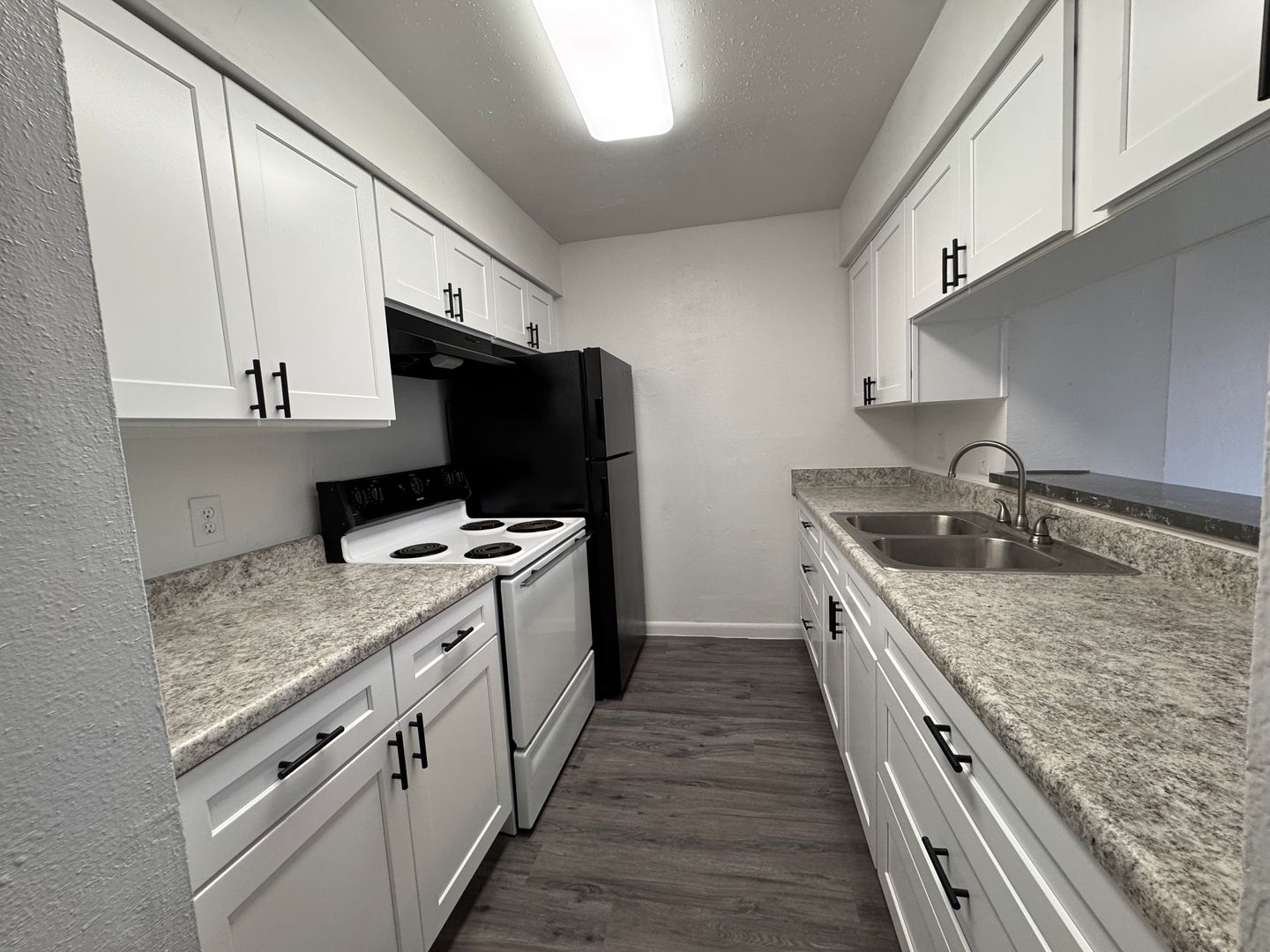 Houston Apartment: 9310 Long Point