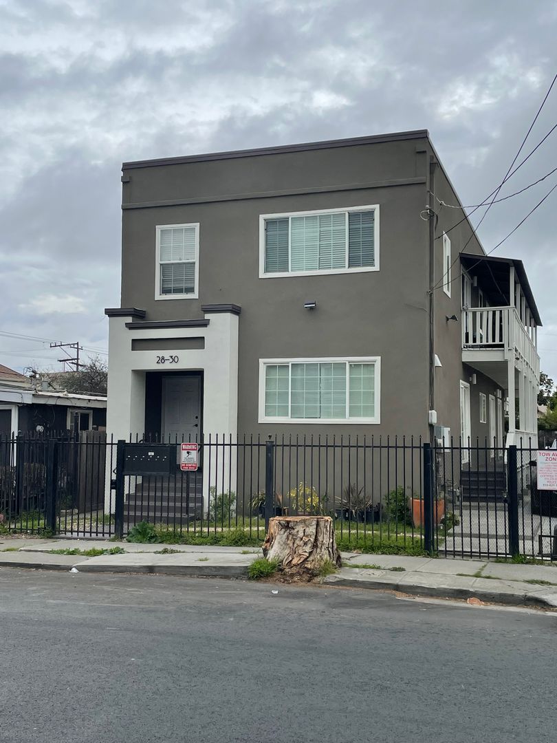 Richmond Apartment: 28-30 6th Street
