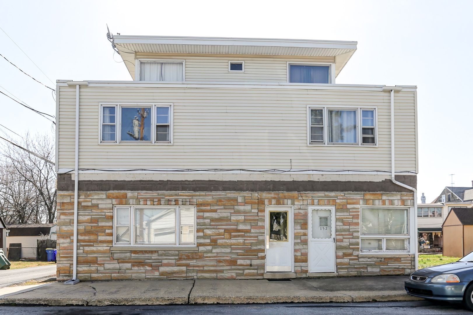 New Cumberland Apartment: 150 5th St.