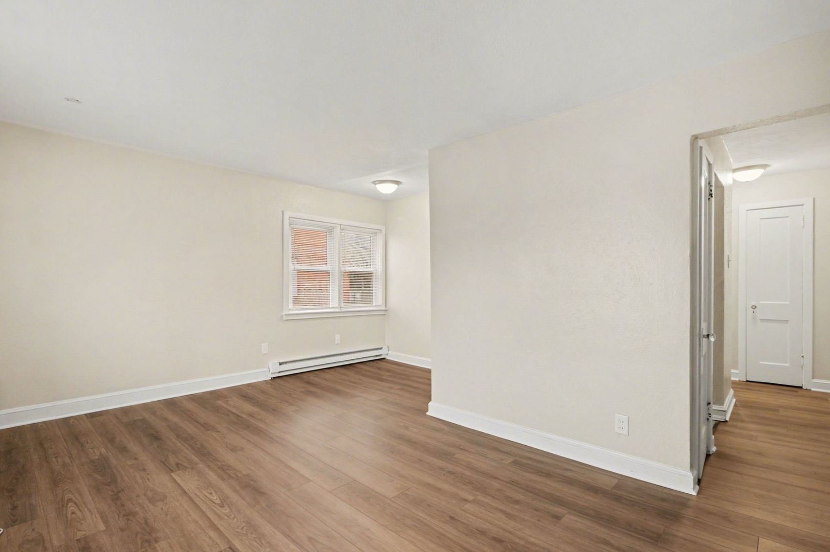 Harrisburg Apartment: 104 N Madison