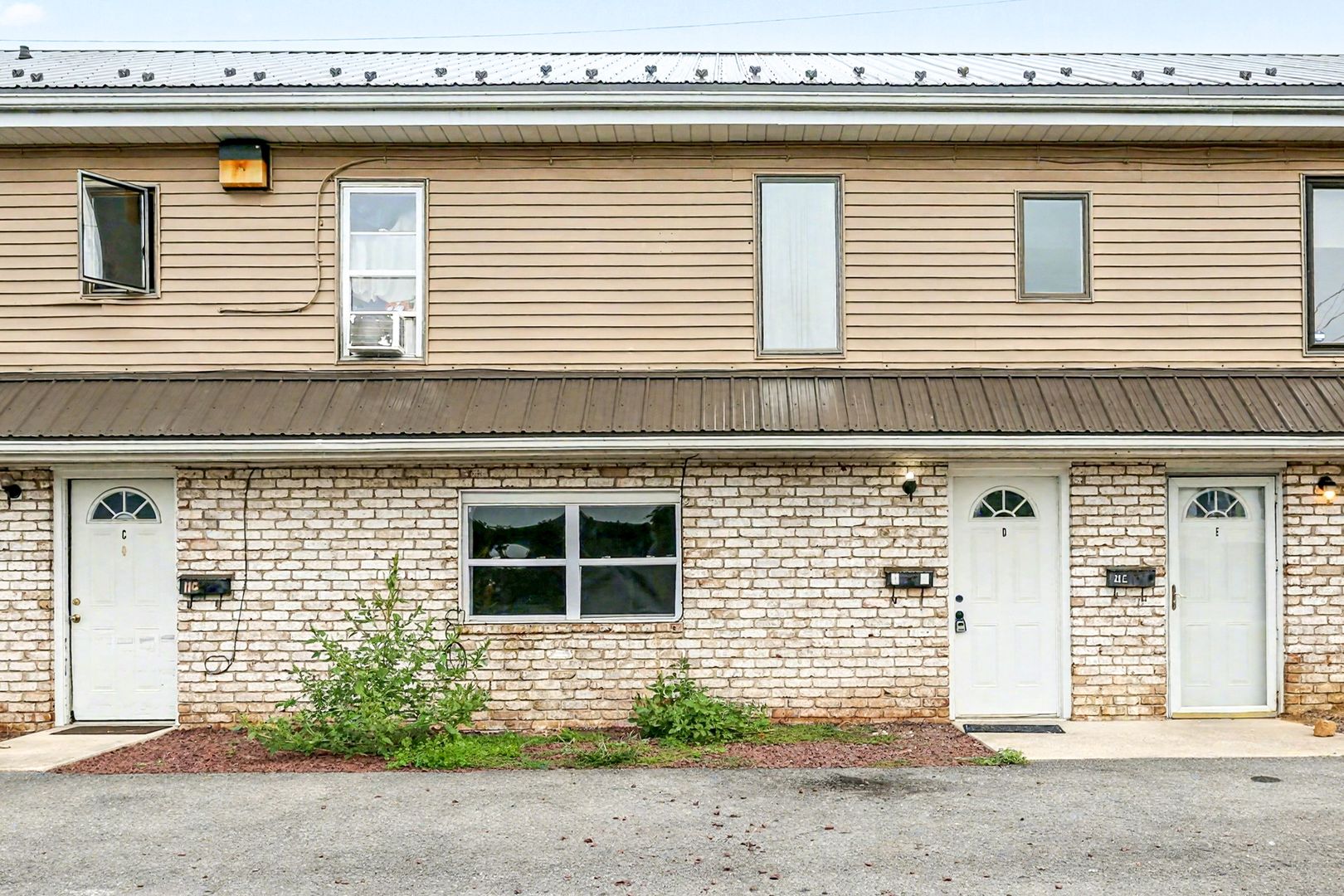 Dillsburg Apartment: 11 N Chestnut St