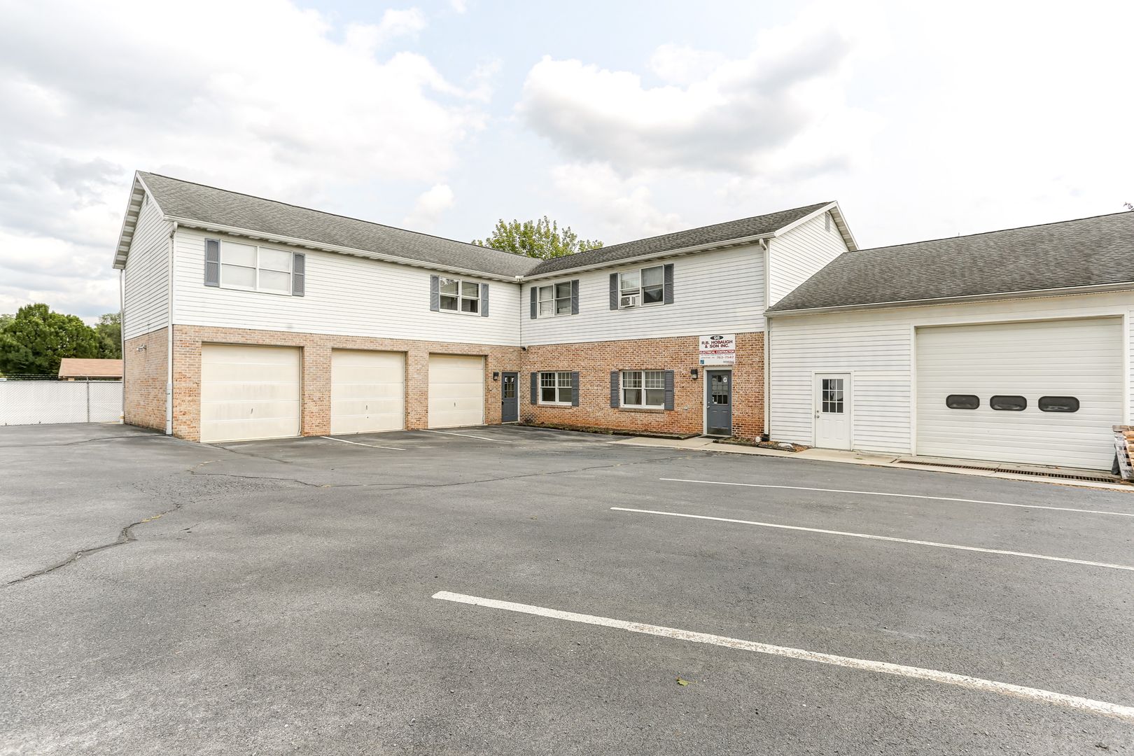 Lemoyne Apartment: 98 Herman Ave