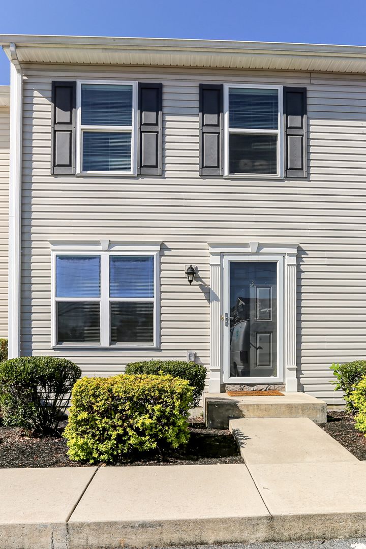 Mechanicsburg Apartment: 2500 Mill Rd.