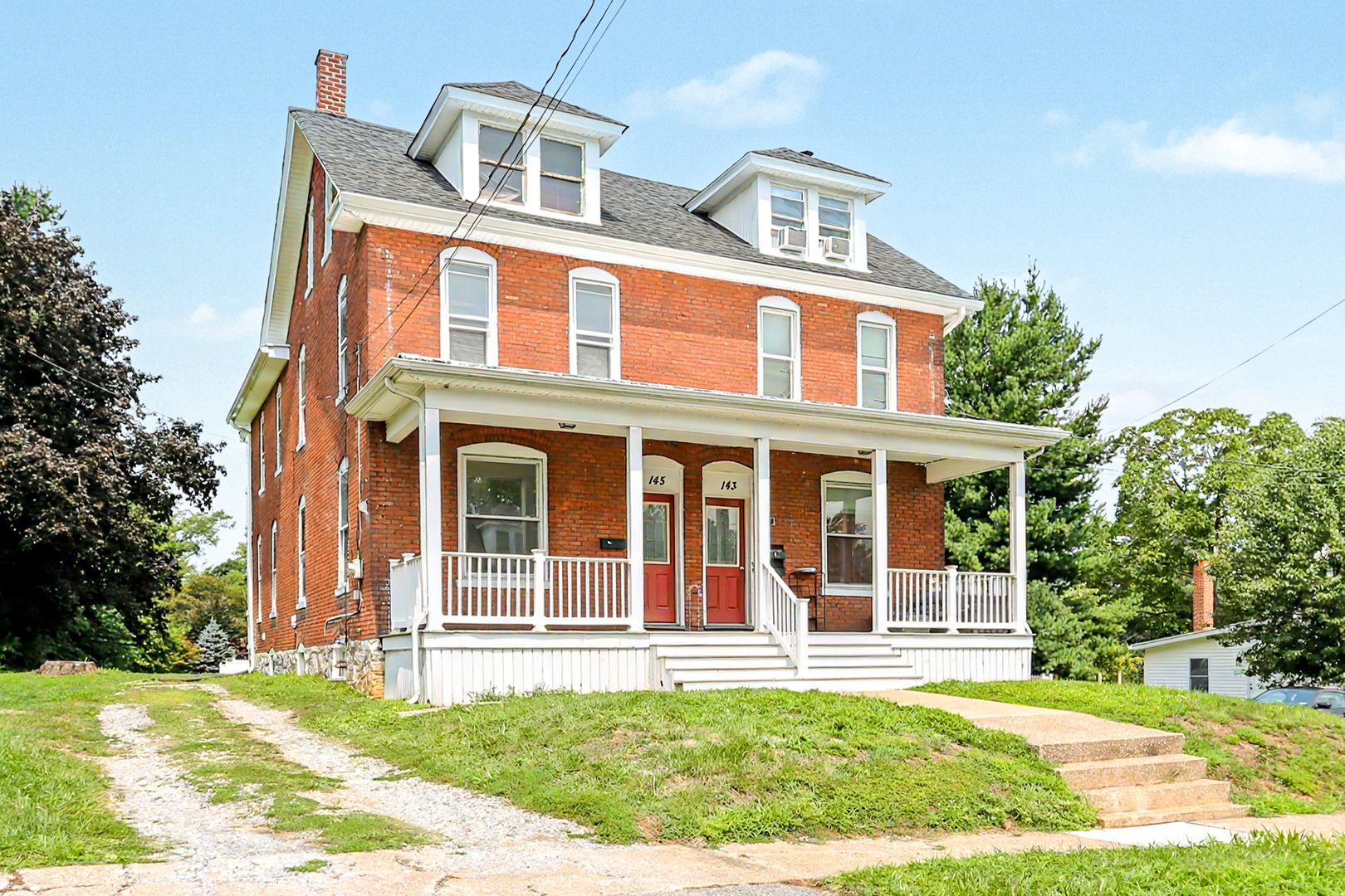 New Cumberland Apartment: 145 15th St