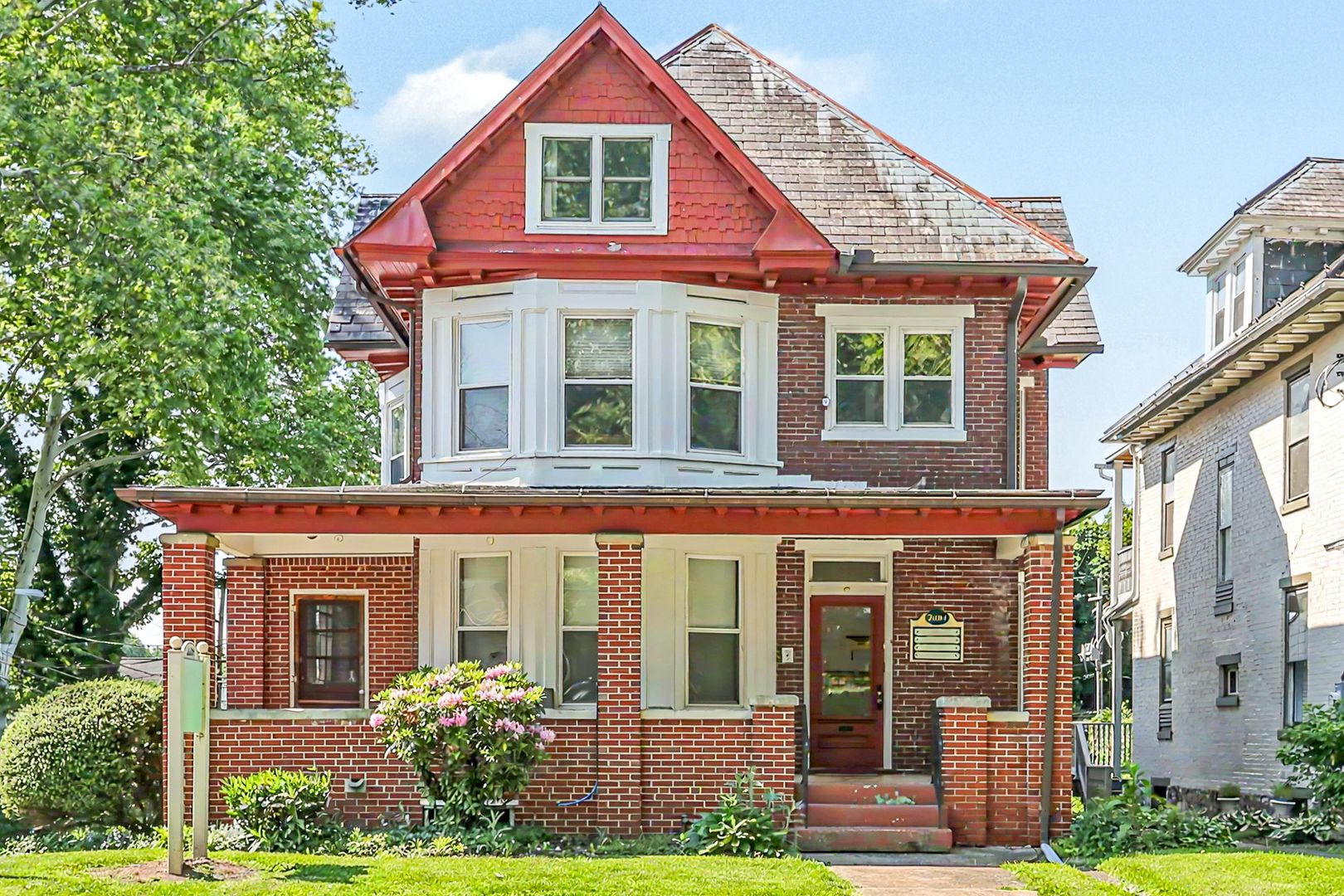 CAmp Hill Apartment: 2601 Market ST
