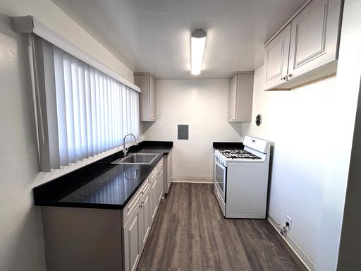 Move In Special: FIRST MONTH FREE WITH APPROVED CREDIT! Upstairs 2 Bed/ 1 Bath - Pasadena – photo 1