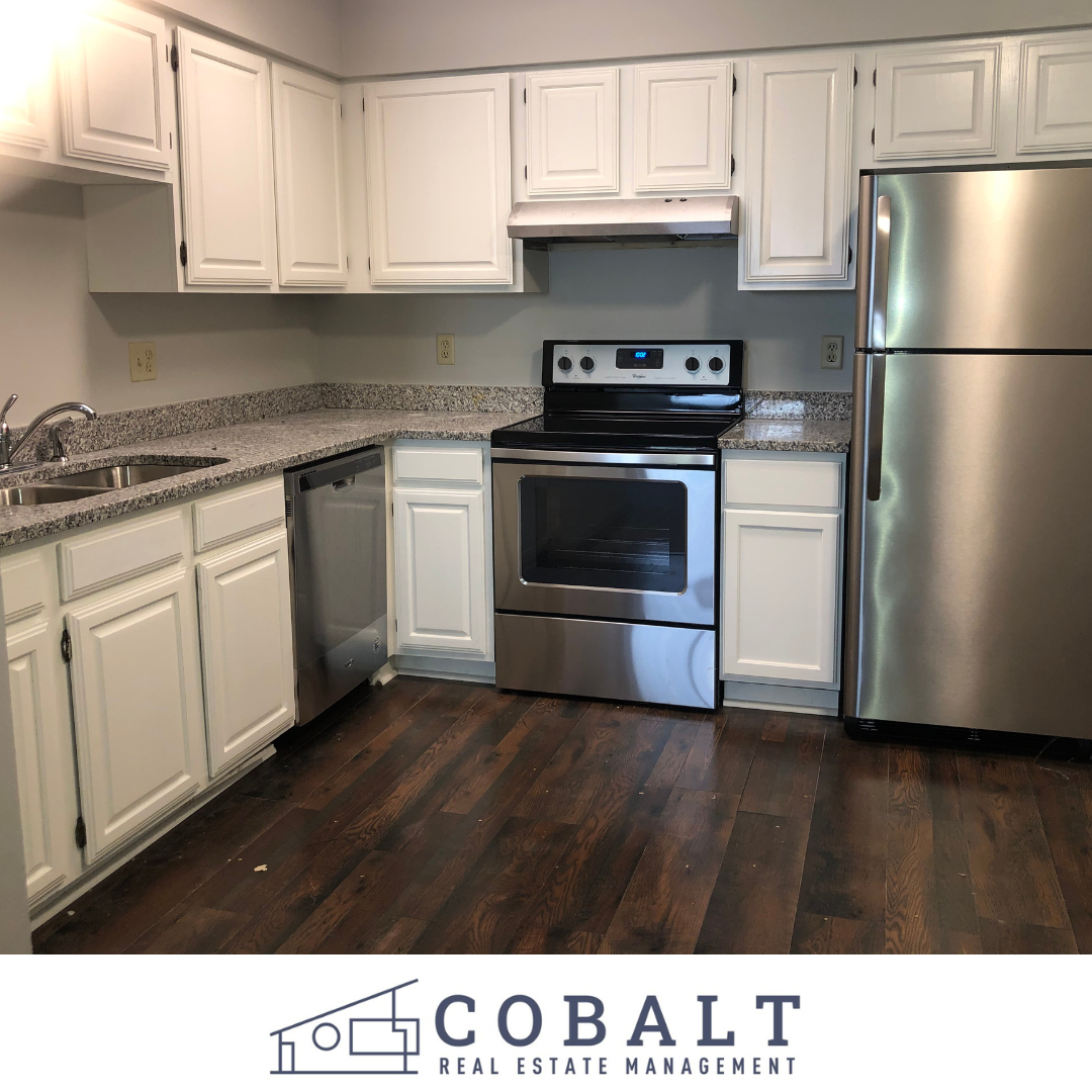 Manhattan House: 1012 Fremont St. #2