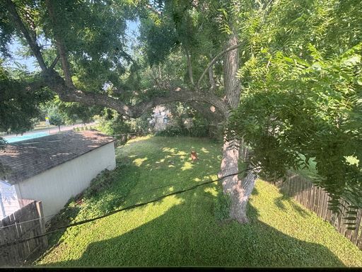 Listing photo thumbnail