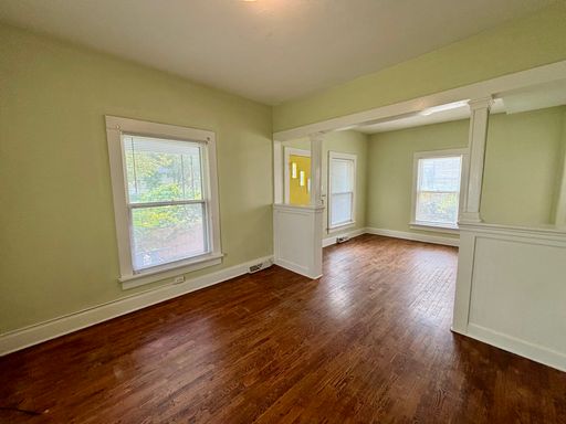 Listing photo thumbnail