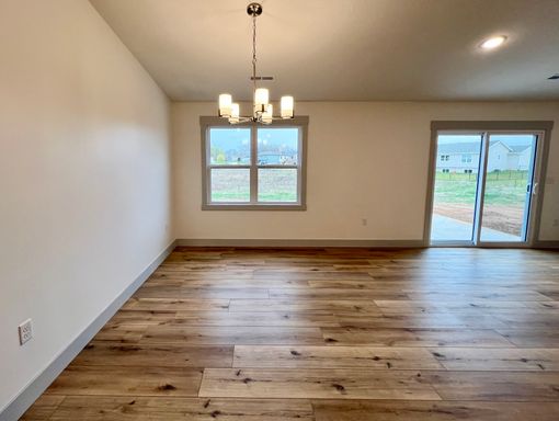 Listing photo thumbnail