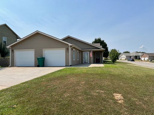 Listing photo thumbnail