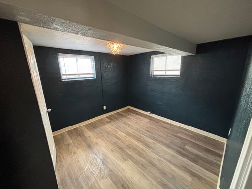 Listing photo thumbnail
