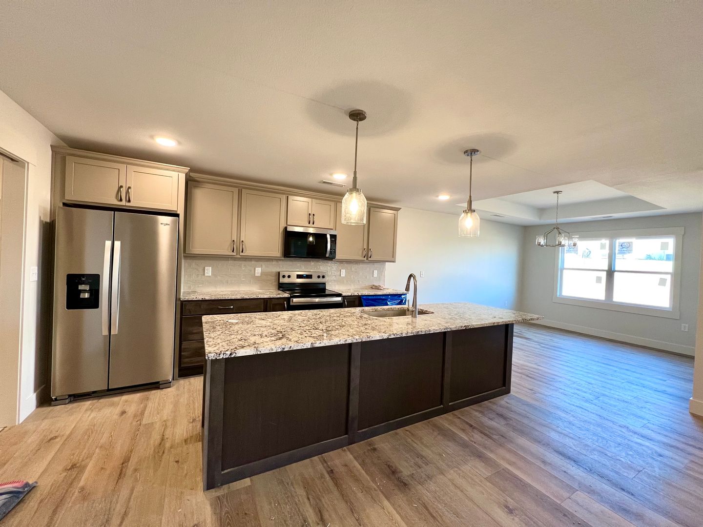 Manhattan House: 9179 Bullfrog Dr.