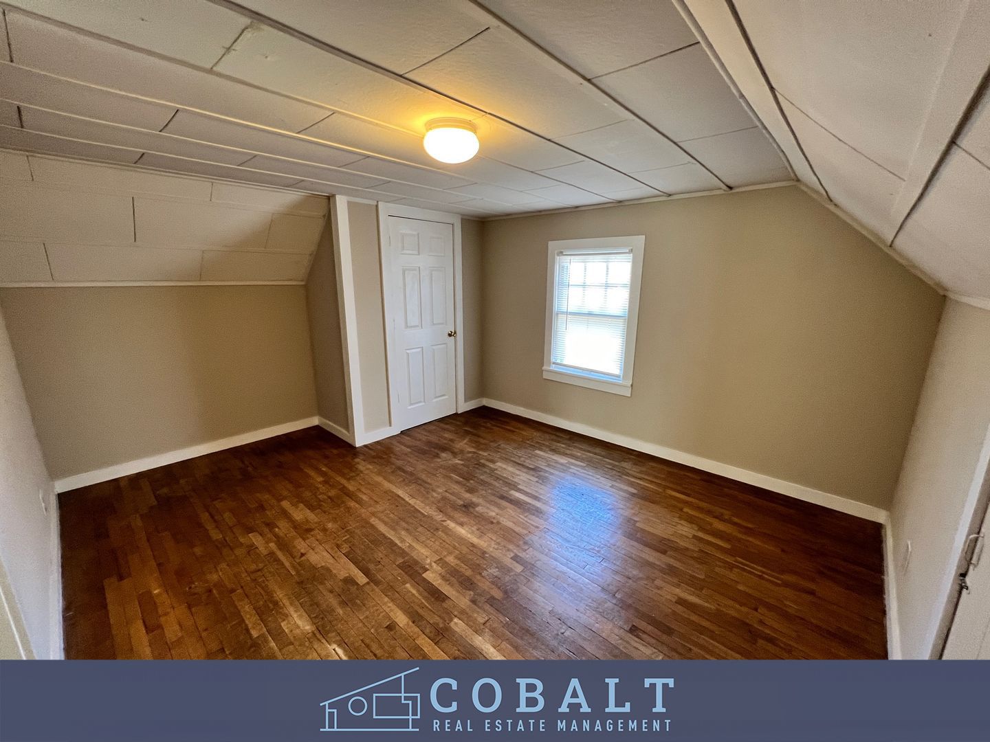 Manhattan Apartment: 823 N. 8th