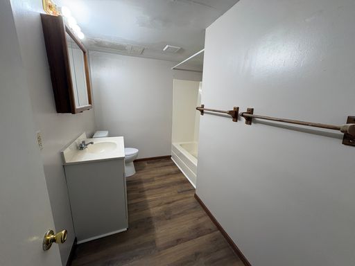 Listing photo thumbnail