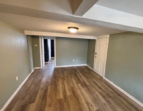 Listing photo thumbnail