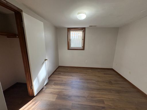 Listing photo thumbnail