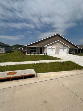 Listing photo thumbnail