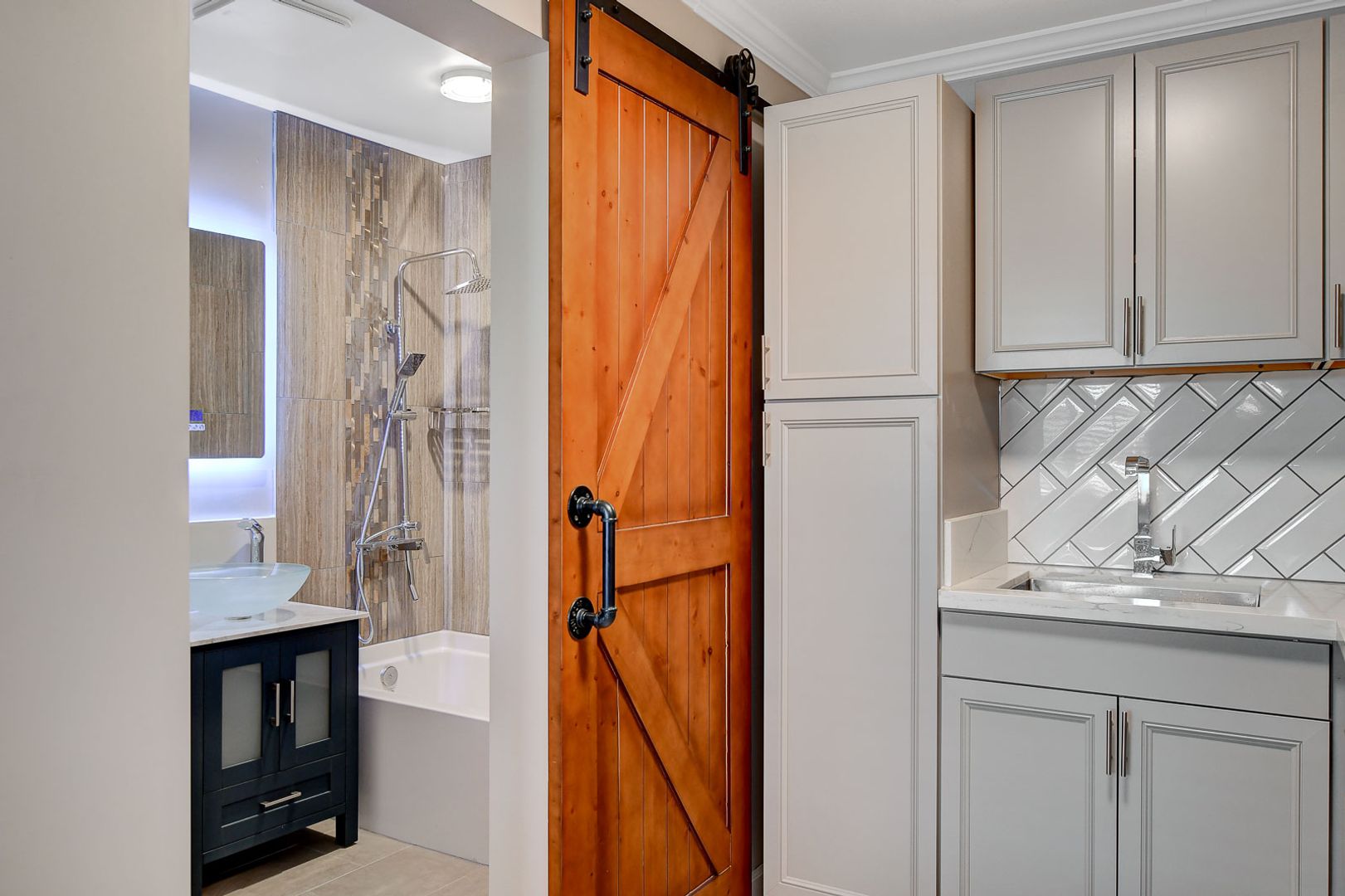Las Vegas Apartment: 2019 Fremont Street