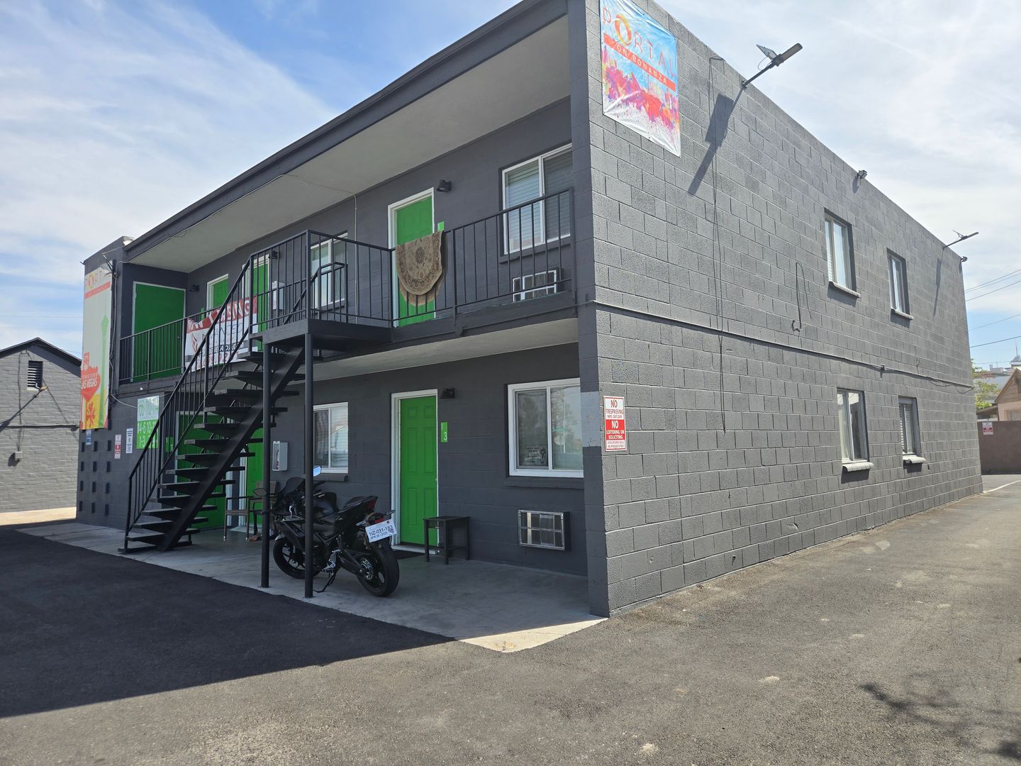 Las Vegas Apartment: 110 E Bonanza Road