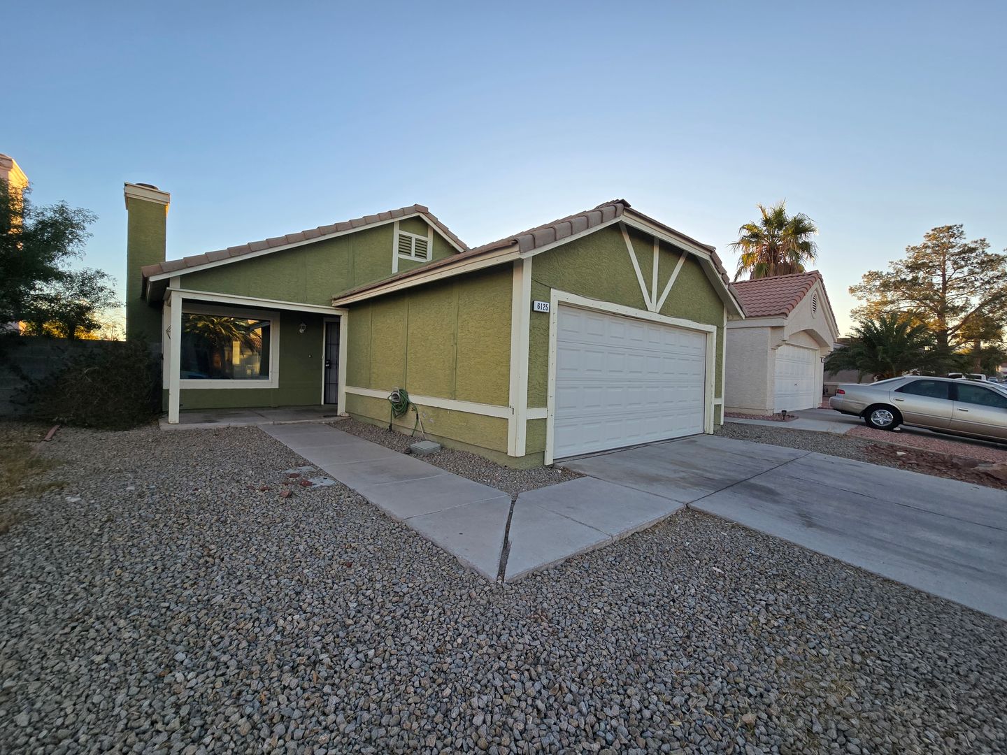 Las Vegas House: 6125 Warm River Rd