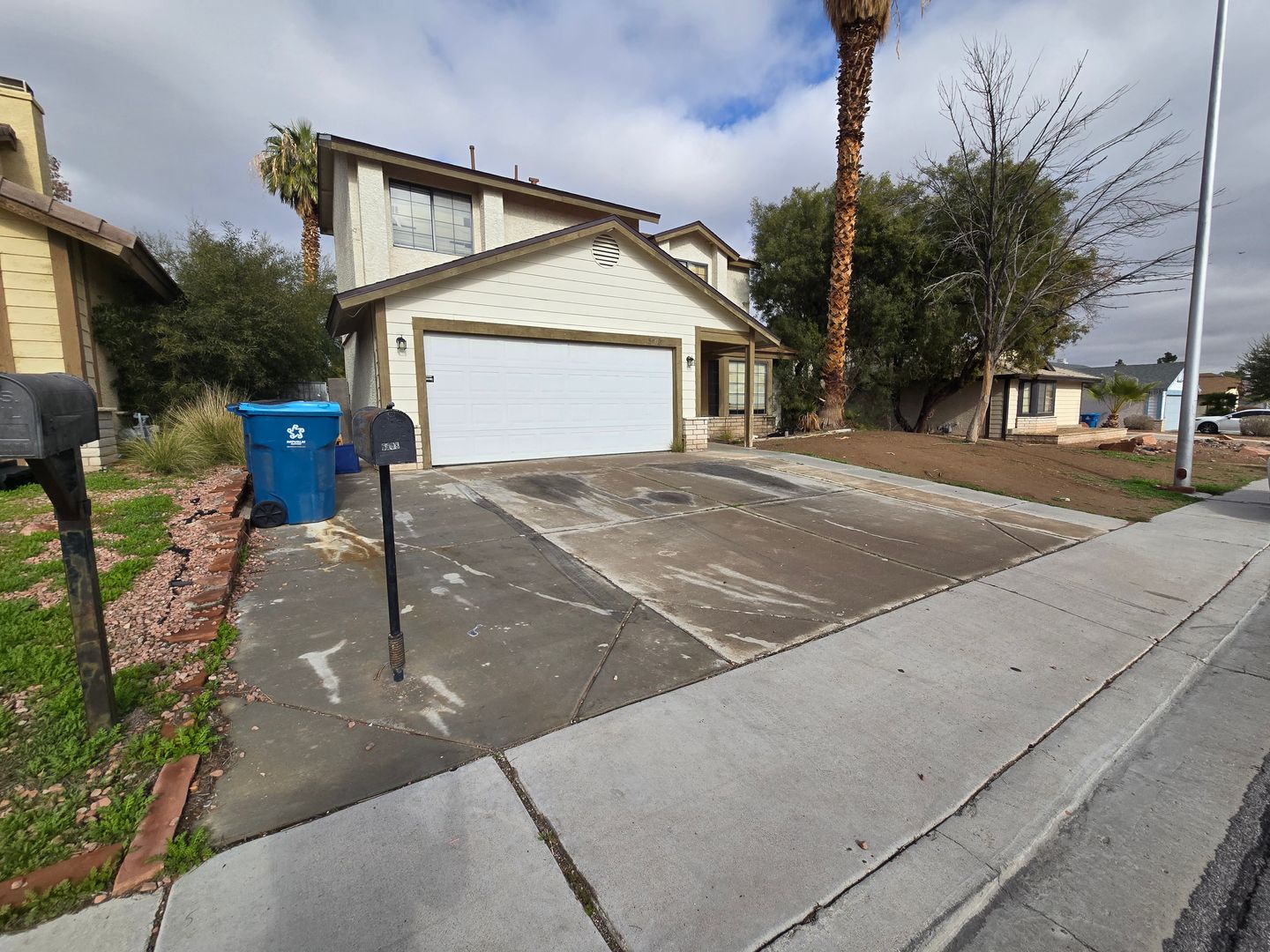 Las Vegas House: 5908 Filmore Ave