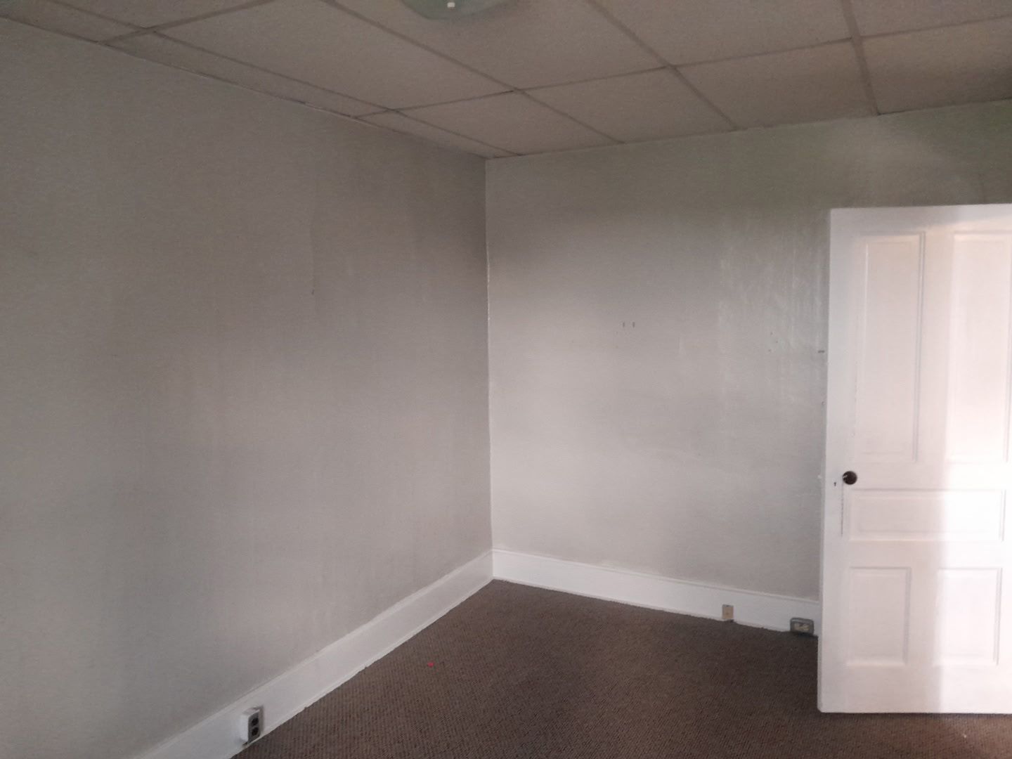 Portage Apartment: 1003  Caldwell Avenue