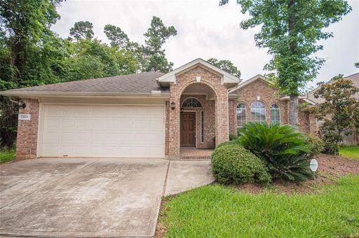12810 Lake Shore Dr – photo 1
