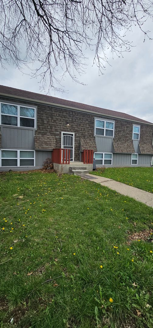 Kansas City Apartment: 742-748 n 70th st.