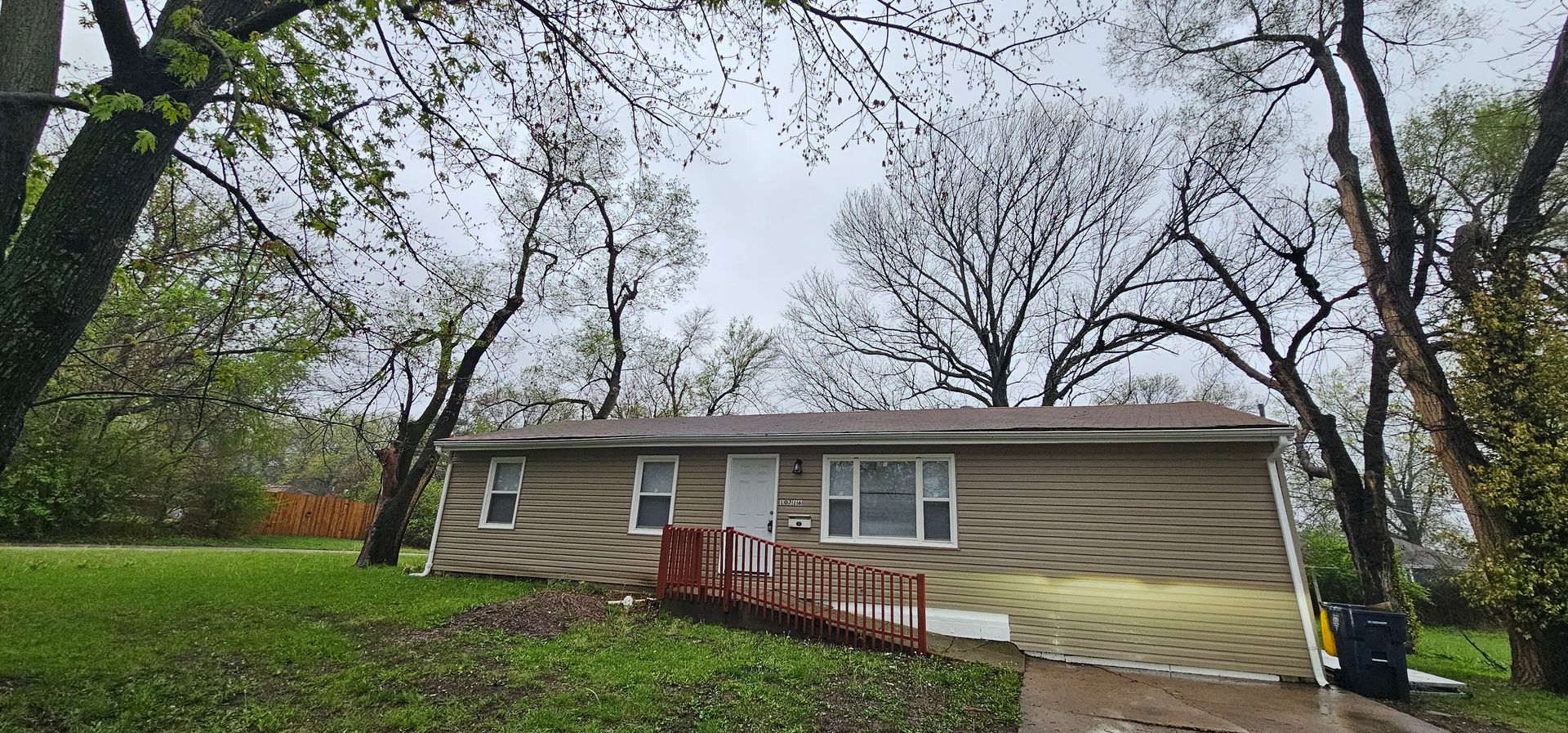 Kansas city House: 10716 Bennington ave