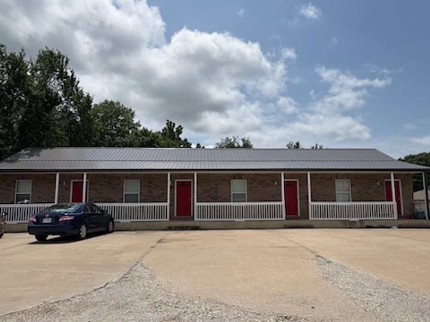 Pleasant Hill Apartment: 801 Johnson Cir