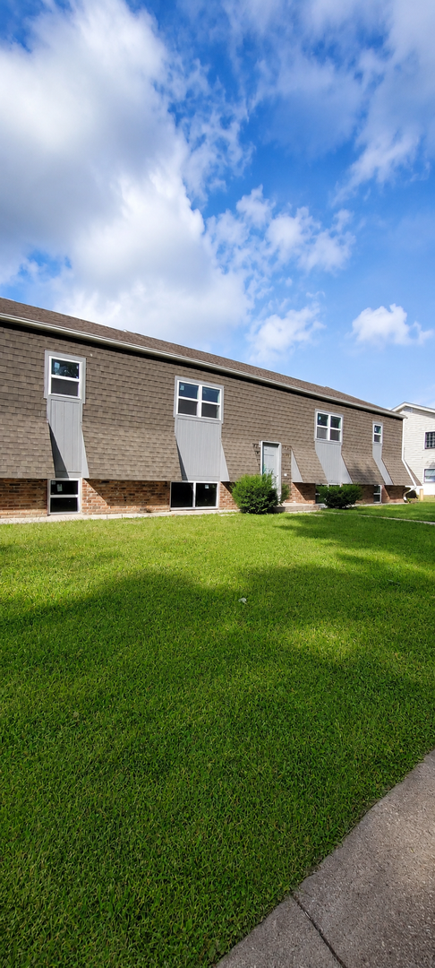 Kansas City Apartment: 700-706 n 70th st.