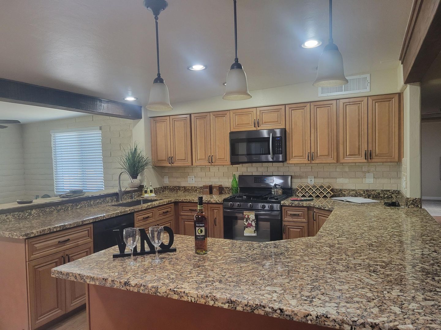 Oro Valley House: 1040 W Calle Concordia