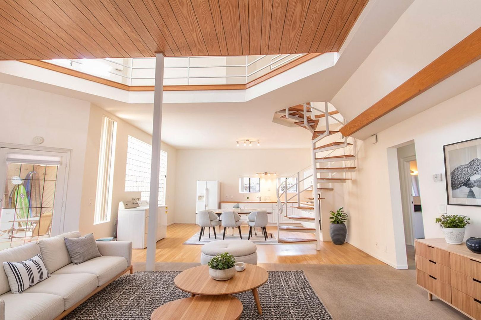 San Diego Apartment: 2171 Sunset Cliffs Blvd - C