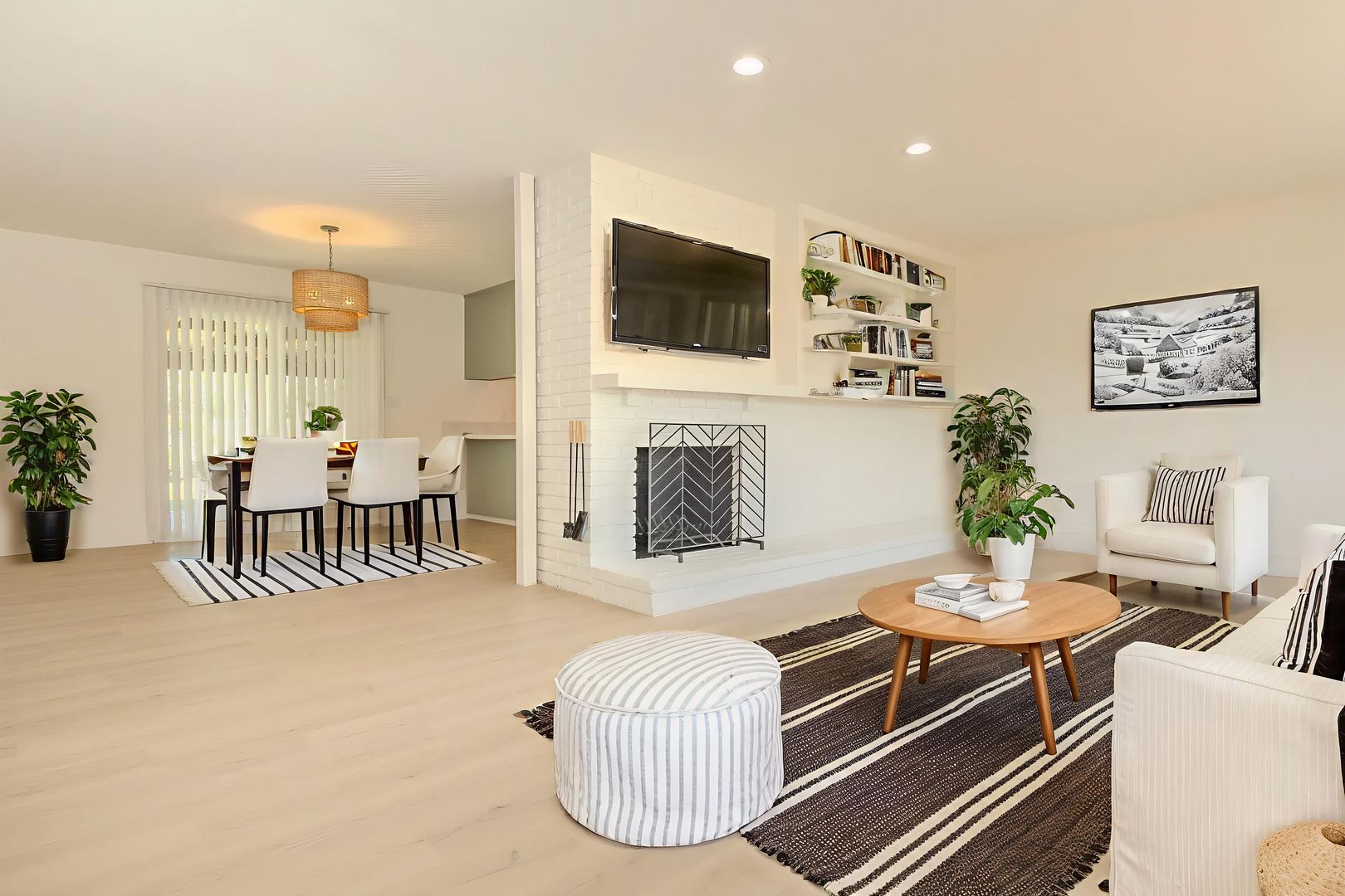 La Mesa House: 6180 Veemac Avenue